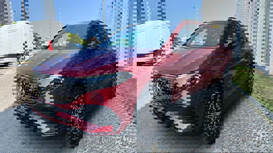 Mercedes-Benz EQA 250+ AMG Line de 2025