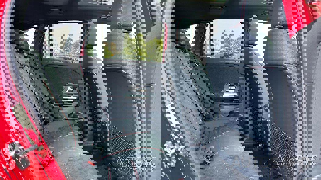 Mercedes-Benz EQA 250+ AMG Line de 2025