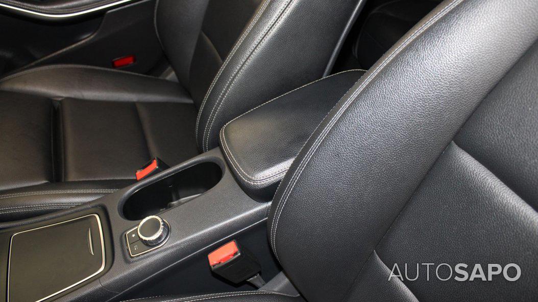 Mercedes-Benz Classe CLA 180 CDi AMG Line Aut. de 2018