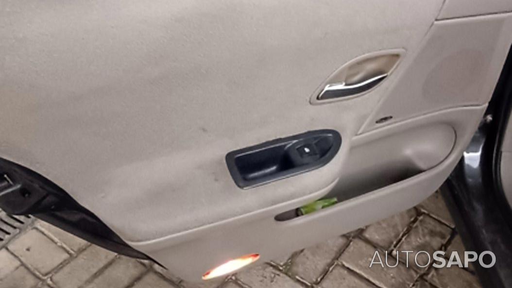 Renault Laguna 1.9 dCi Initiale de 2005