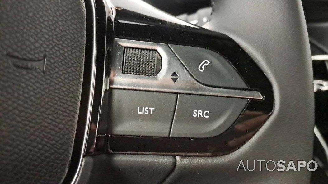 Peugeot 2008 1.2 PureTech Style de 2024