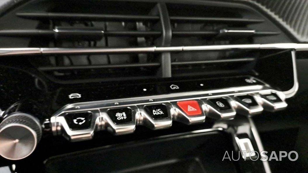 Peugeot 2008 1.2 PureTech Style de 2024