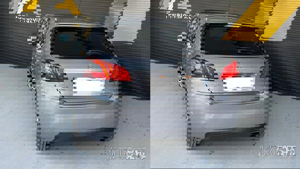 Peugeot 308 1.2 PureTech Allure de 2019