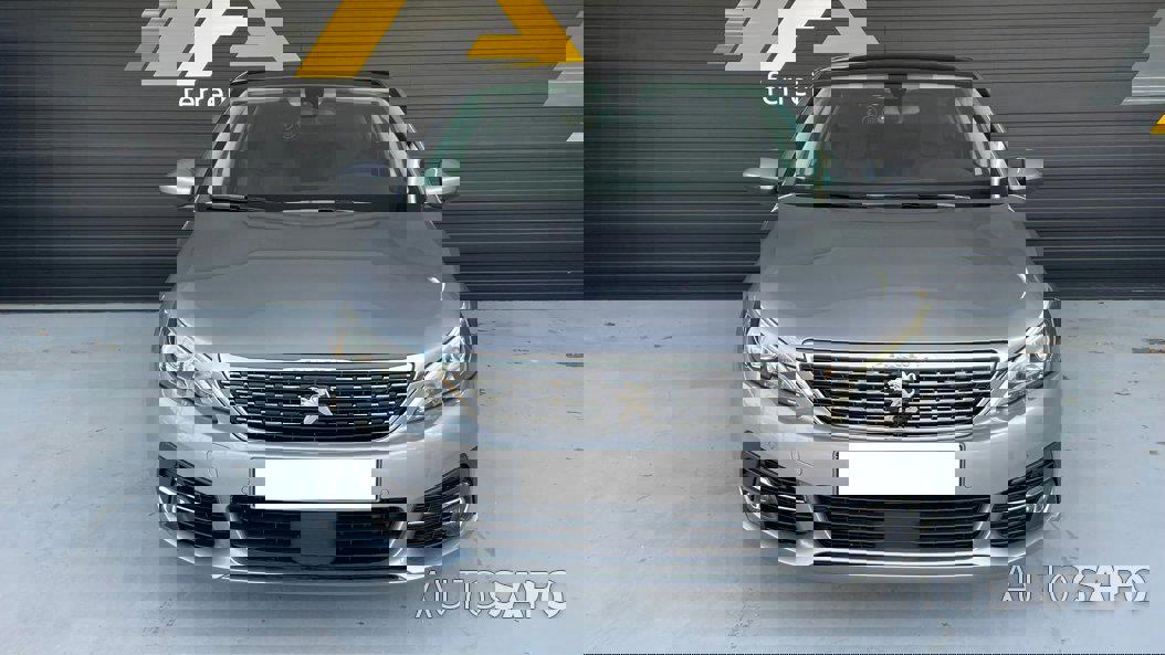 Peugeot 308 1.2 PureTech Allure de 2019