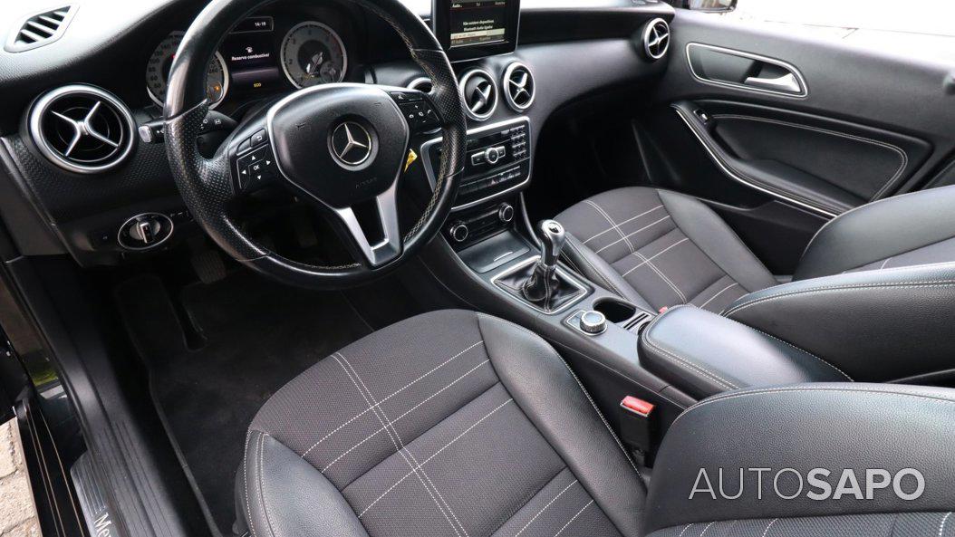 Mercedes-Benz Classe A 180 CDi B.E. Urban de 2014