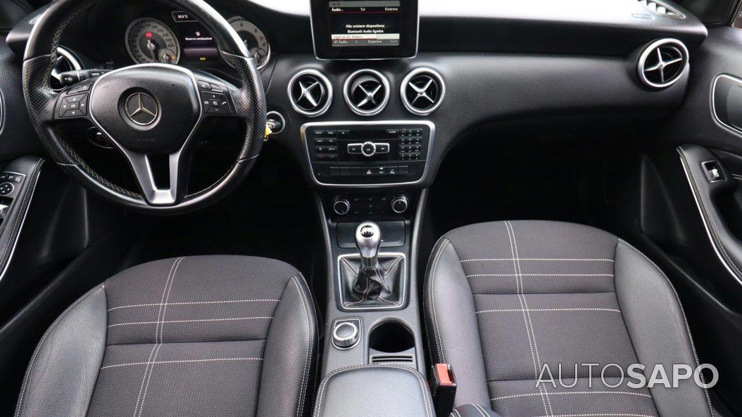 Mercedes-Benz Classe A 180 CDi B.E. Urban de 2014