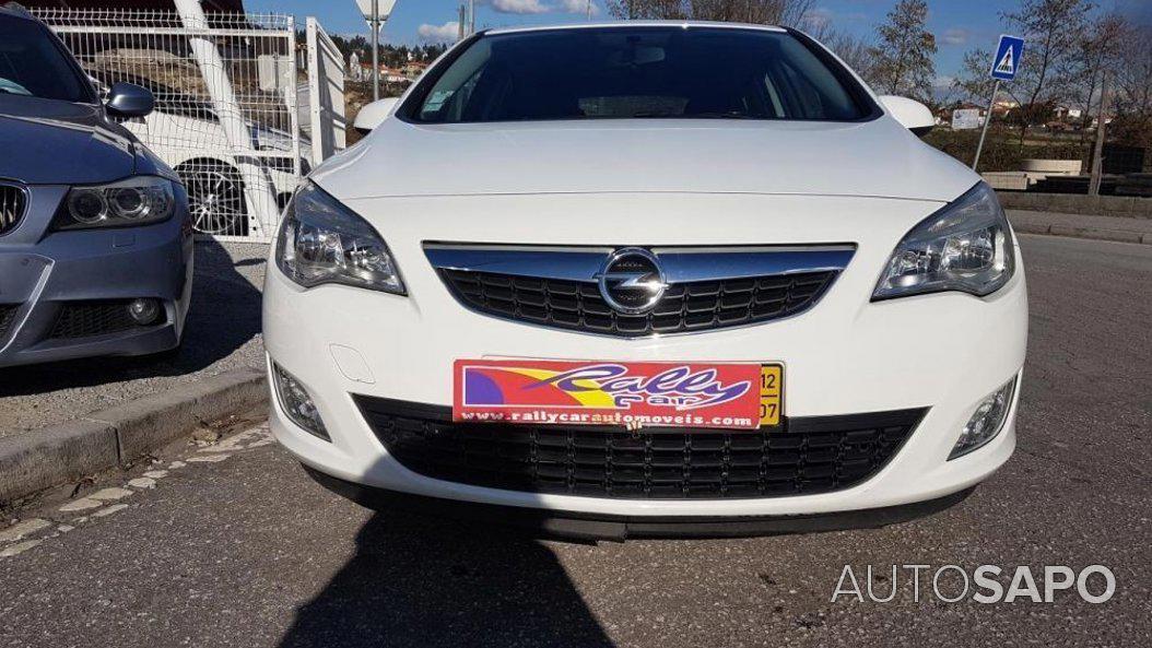 Opel Astra de 2012