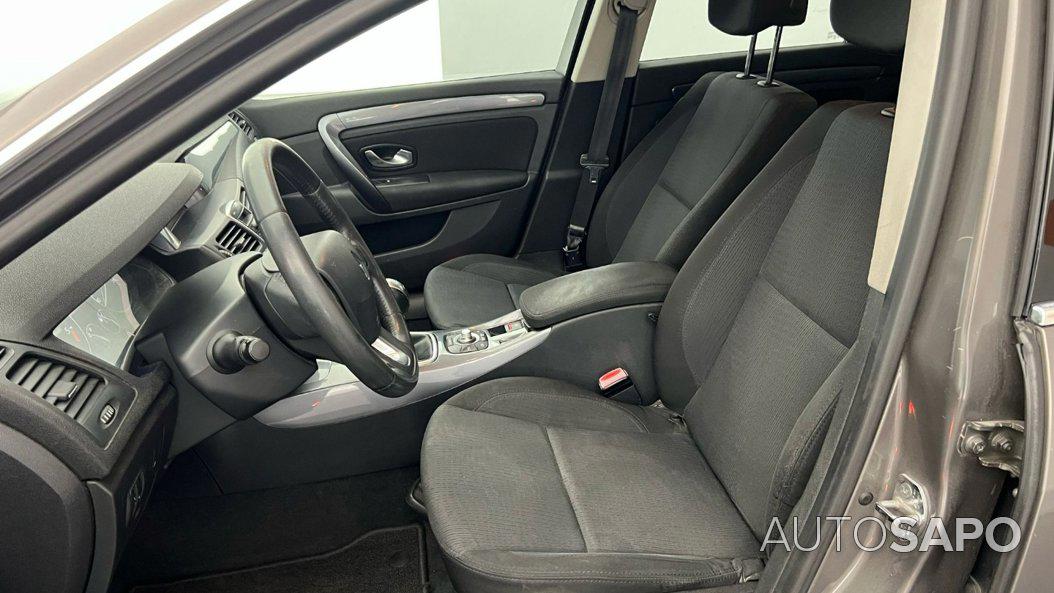 Renault Laguna 1.5 dCi Dynamique S de 2010