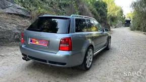 Audi RS4 de 2001