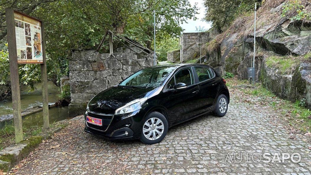 Peugeot 208 1.2 PureTech Style de 2019