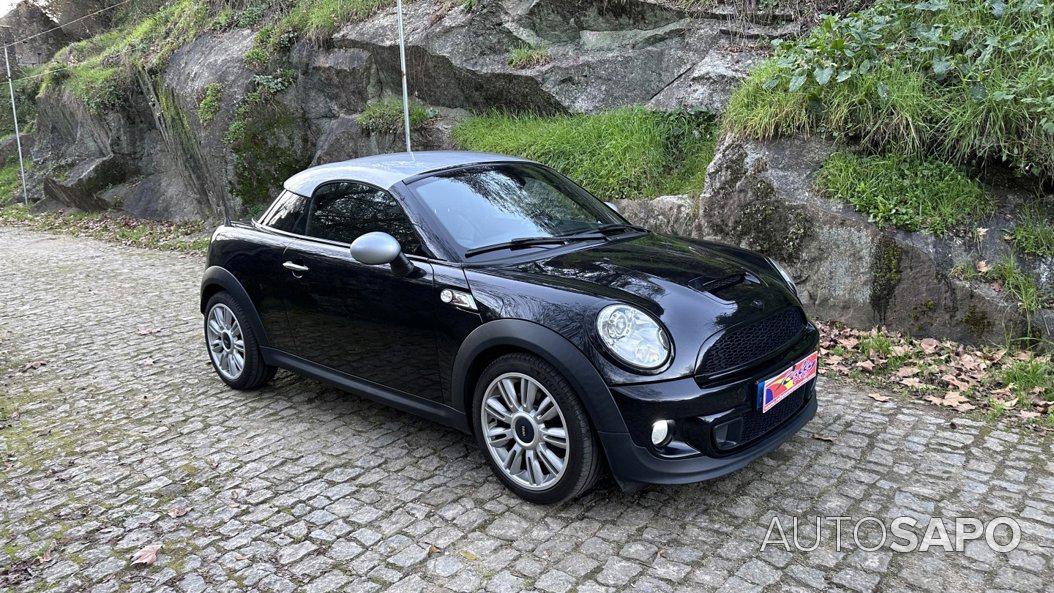MINI Cooper de 2012