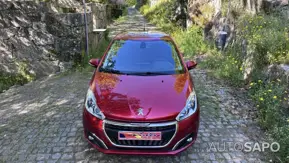 Peugeot 208 1.2 PureTech Life Signature de 2018