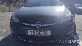 Opel Astra J Sports Tourer de 2013