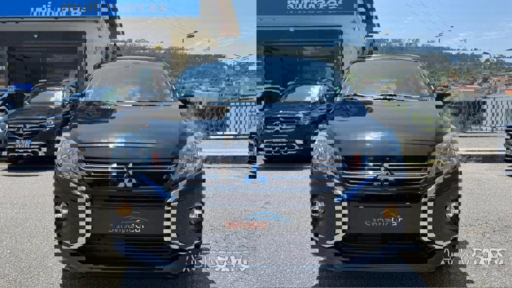Mitsubishi Space Star 1.2 Intense Connect Edition de 2020
