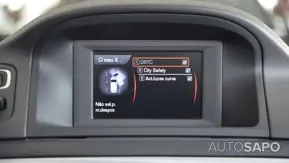 Volvo XC70 2.0 D4 Momentum Geartronic de 2013