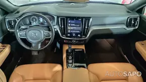 Volvo V60 2.0 T8 AWD TE Momentum Plus de 2021