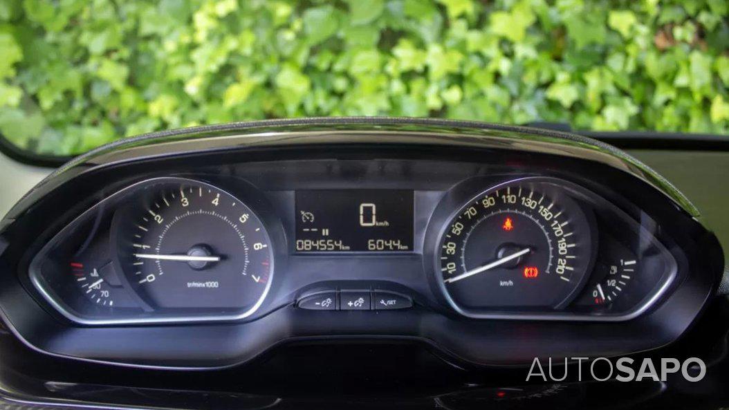 Peugeot 2008 1.2 PureTech Style de 2018