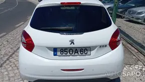 Peugeot 208 1.4 HDi Allure de 2013