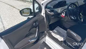 Peugeot 208 1.4 HDi Allure de 2013