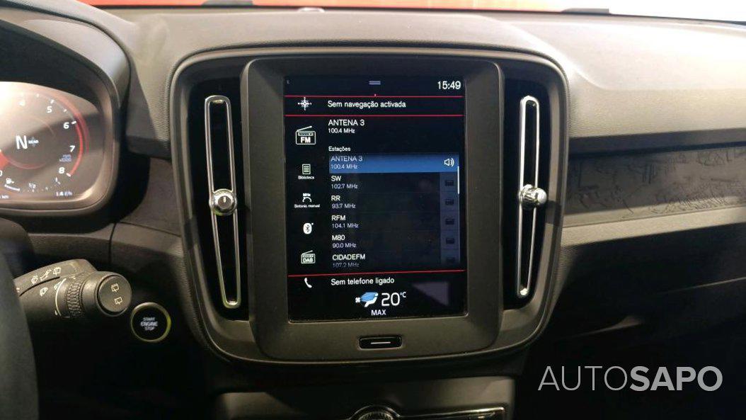 Volvo XC40 1.5 T2 Momentum de 2021