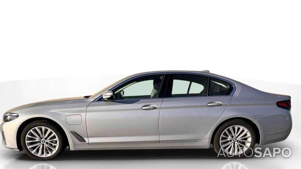 BMW Série 5 530 e Line Luxury de 2021