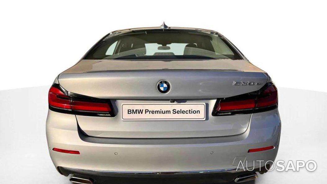 BMW Série 5 530 e Line Luxury de 2021