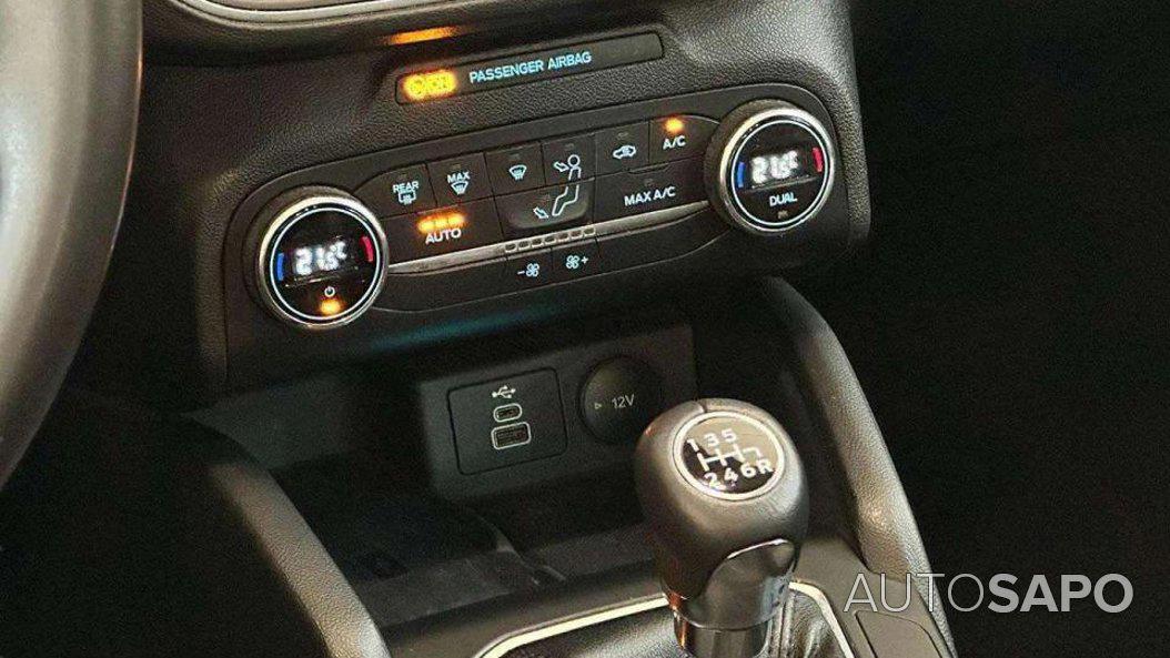 Ford Focus 1.0 EcoBoost MHEV Connected de 2022