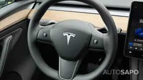 Tesla Model Y Long-Range RWD de 2024