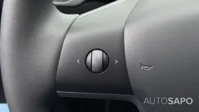 Tesla Model Y Long-Range RWD de 2024