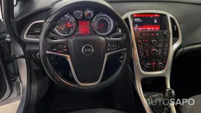 Opel Astra de 2014