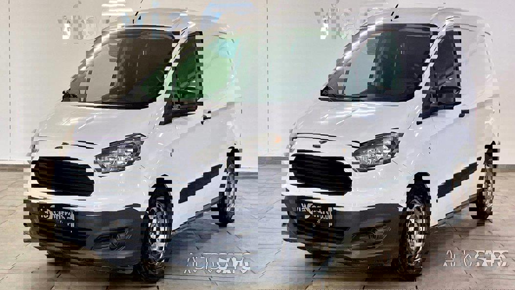 Ford Transit Courier de 2015