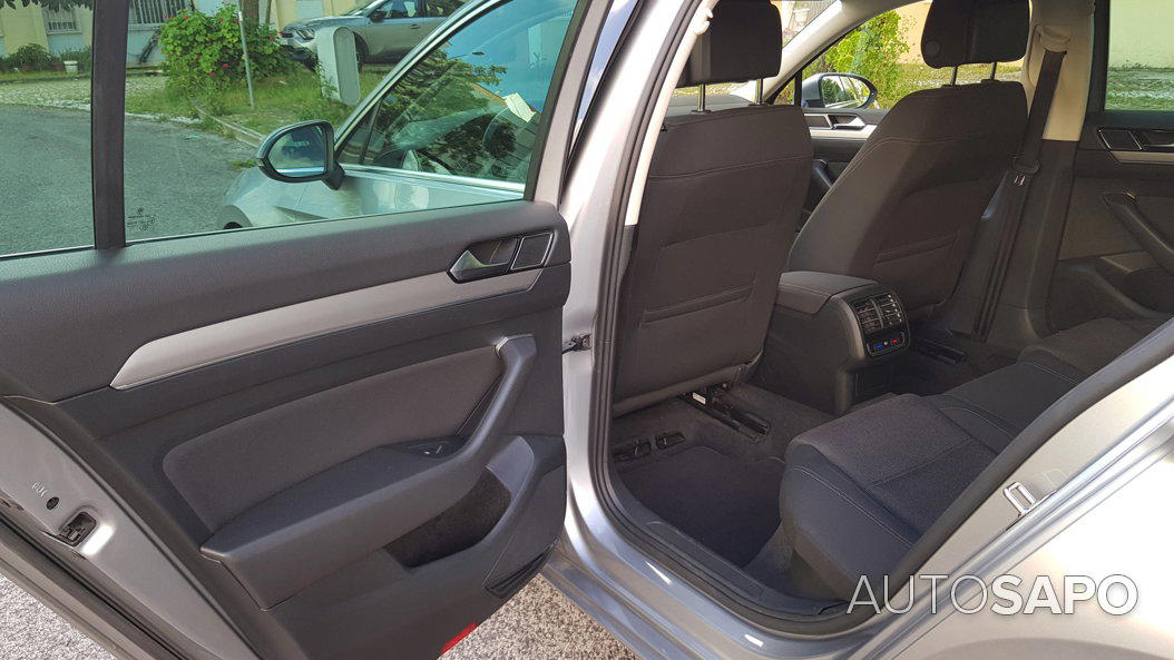 Volkswagen Passat 1.6 TDi Highline DSG de 2017