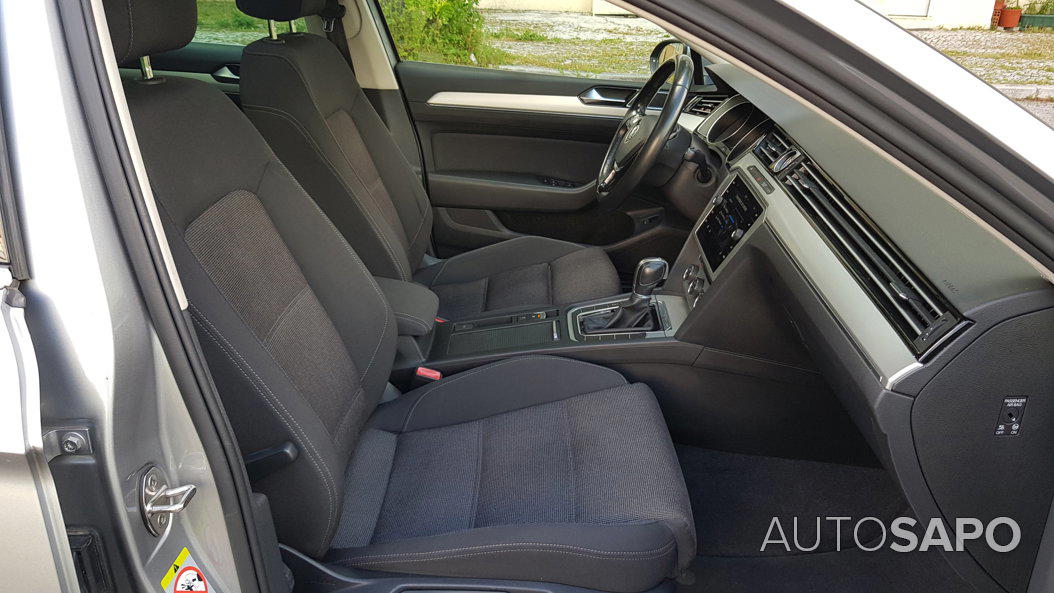 Volkswagen Passat 1.6 TDi Highline DSG de 2017