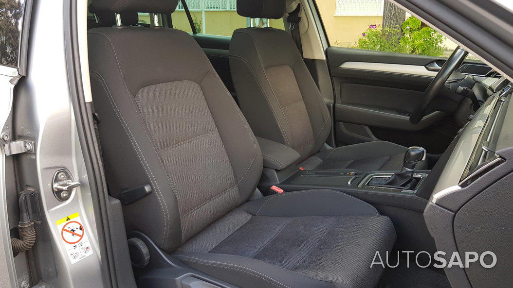 Volkswagen Passat 1.6 TDi Highline DSG de 2017