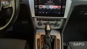 Volkswagen Passat 1.6 TDi Highline DSG de 2017