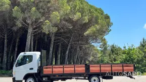 Mitsubishi Canter de 2016