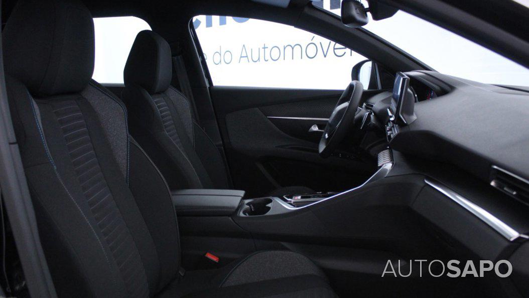 Peugeot 5008 de 2023