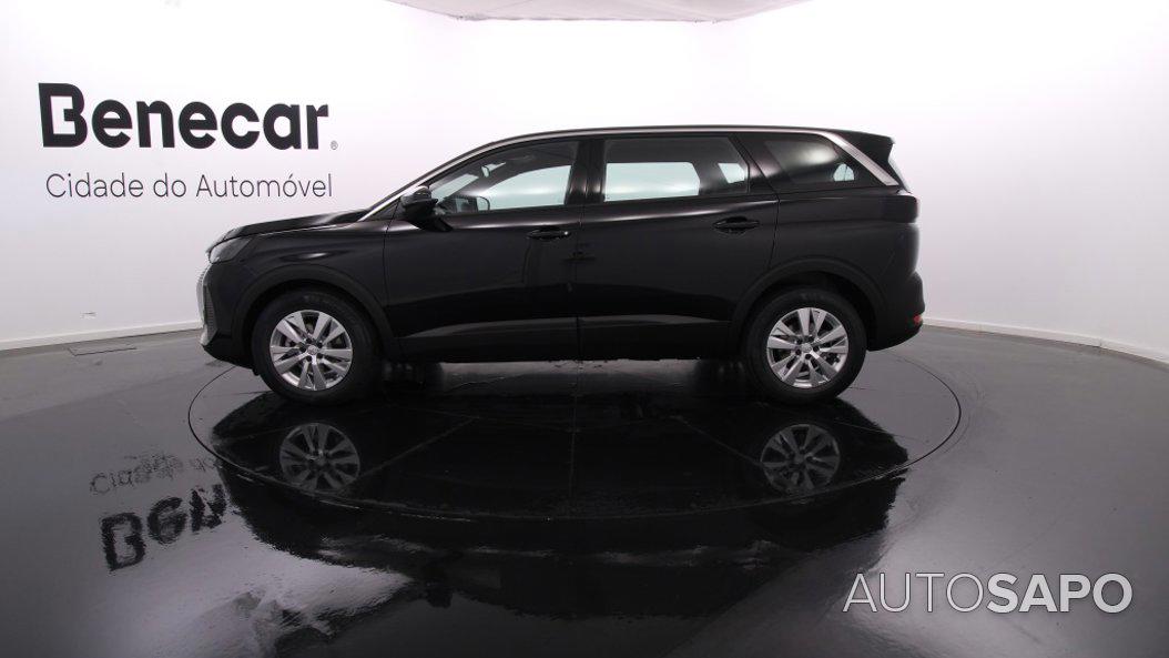 Peugeot 5008 de 2023