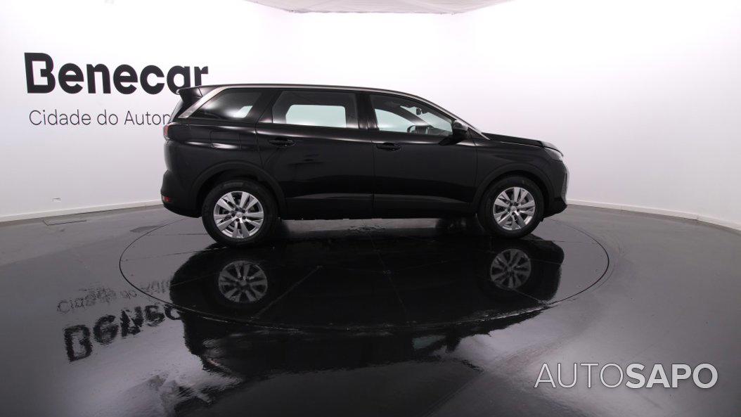Peugeot 5008 de 2023