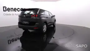 Peugeot 5008 de 2023