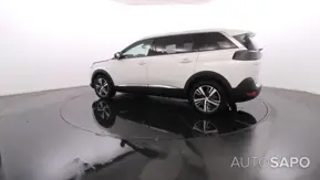 Peugeot 5008 de 2024