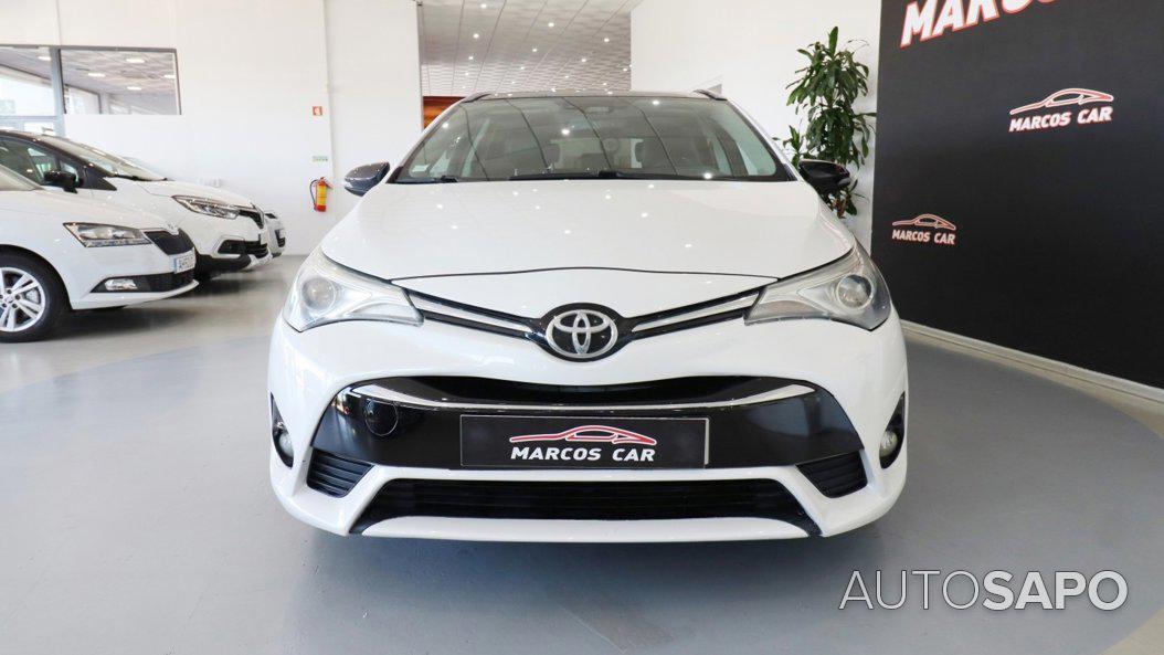 Toyota Avensis de 2016