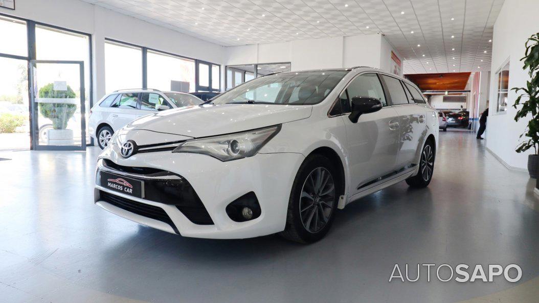Toyota Avensis de 2016