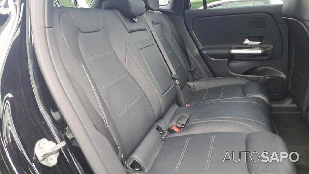 Mercedes-Benz EQA 250+ AMG Line de 2022