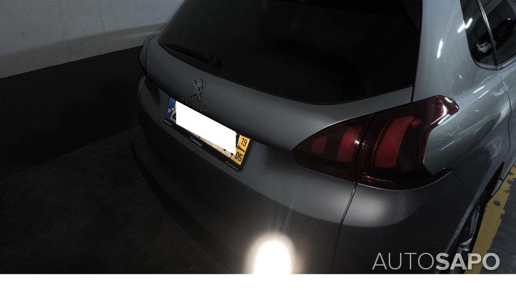 Peugeot 2008 1.2 PureTech Style de 2019