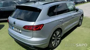 Volkswagen Touareg 3.0 TDI V6 R-Line de 2020