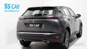 Peugeot 2008 1.2 PureTech Active EAT8 de 2021