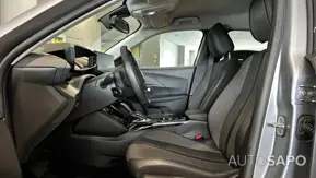 Peugeot e-2008 de 2021