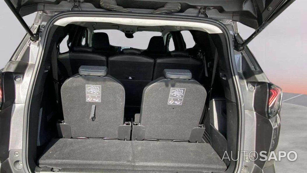 Peugeot 5008 de 2021