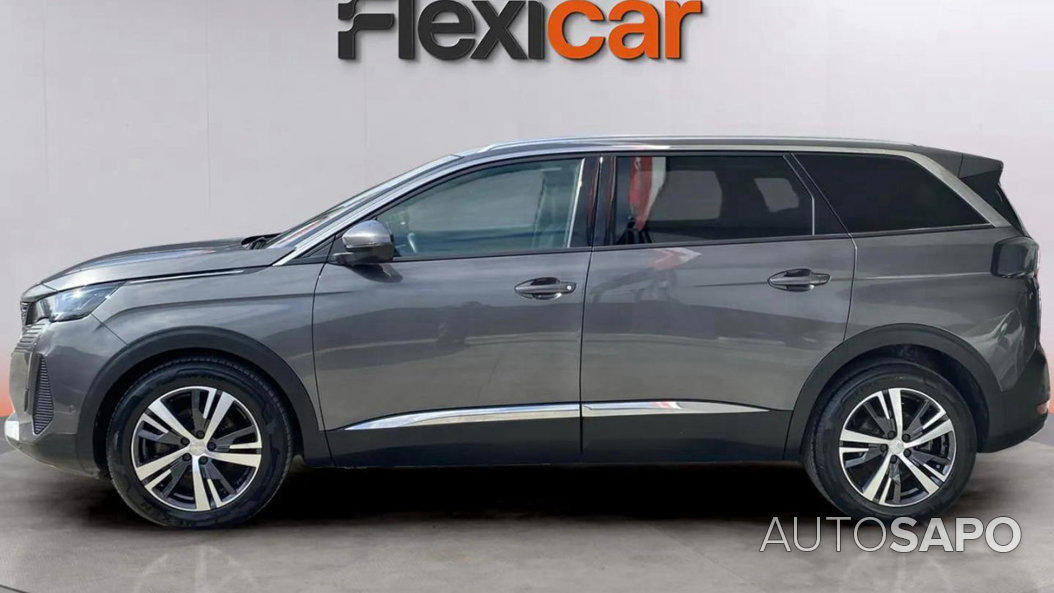 Peugeot 5008 de 2021